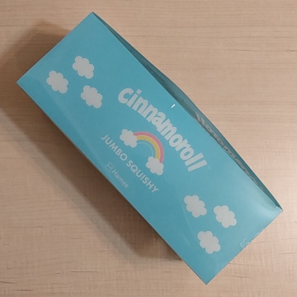 Sanrio Cinnamoroll Jumbo Squishy Hamee Hello Kitty - Picture 9 of 14